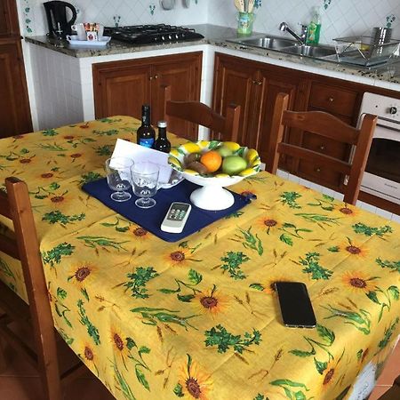 La Nunziata Apartment Positano Bagian luar foto